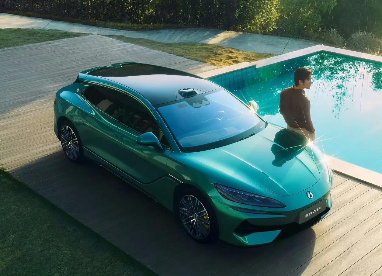 央视《顶级实验室》零下30℃极寒实测，腾势凭硬核技术拿下新能源“安全之王”“操控