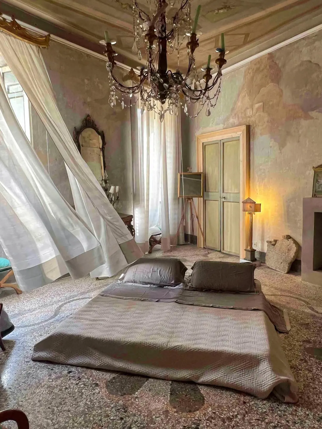 意大利罗马🏛住进了像博物馆一样的Airbnb！