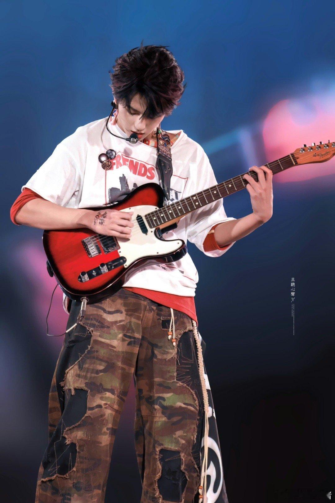 穆祉丞说荣耀之战弥补了遗憾穆祉丞一直是对舞台很认真的小爱豆呀！希望小穆以后有更多