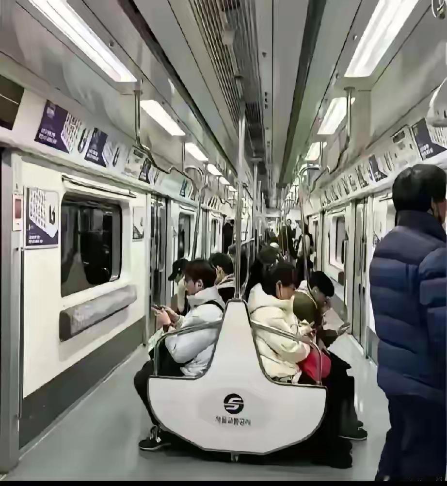 地铁为什么不这样安排座位 ​​​