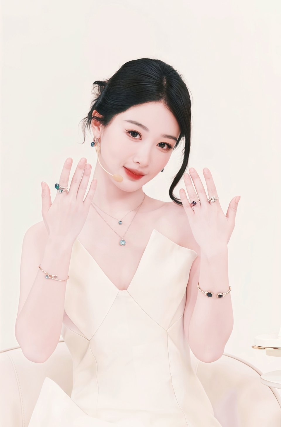 杨紫  yz杨紫李祯yz杨紫家业你是乱花欲渐中唯一用青睐燃烧的星火燎原【杨紫李祯