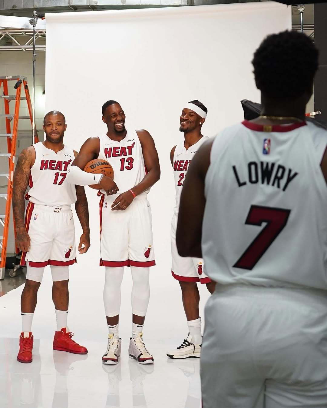 PJ·塔克ins宣布从NBA退役：“20年把这件事当成工作，但40多年来，我从未