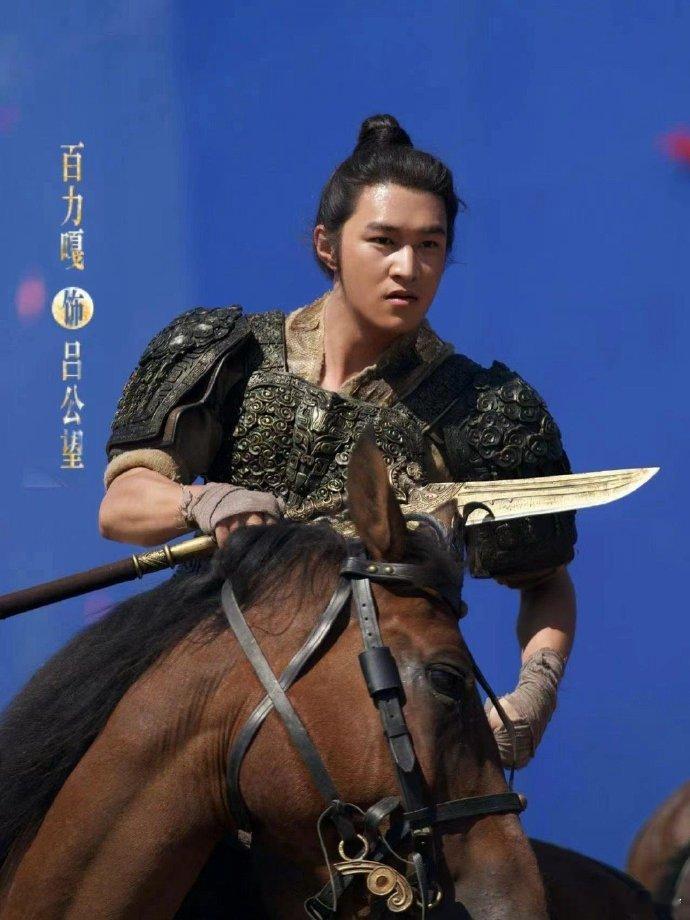 吕公望封神里的意难平  吕公望，封神里的意难平，他的故事，是一部关于家国情怀的壮