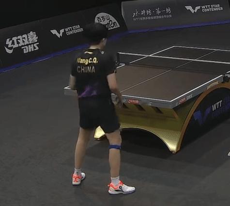 神头摆尾[太开心][太开心] 