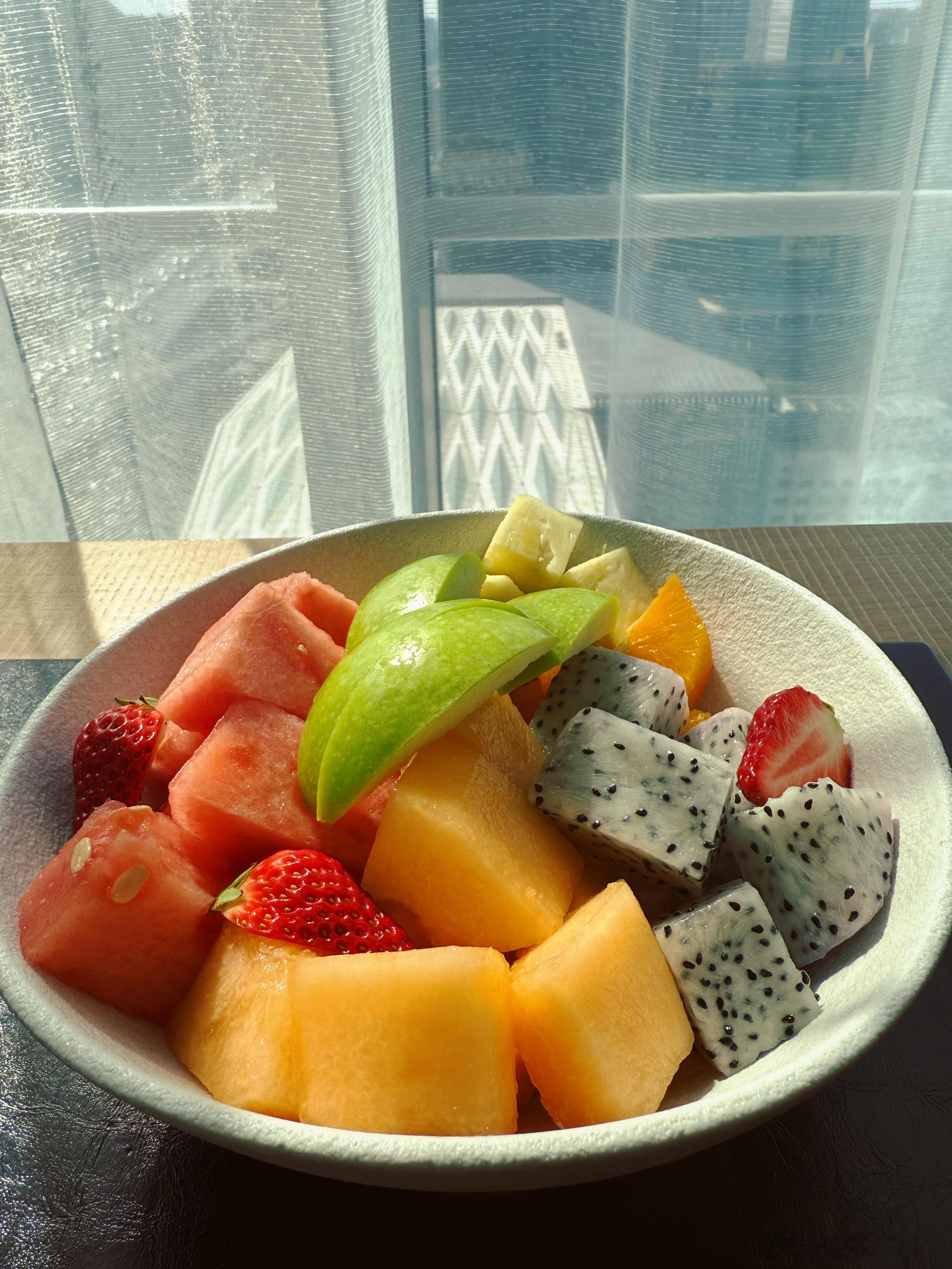 生活不止诗和远方，还有水果和糖🍬早安☀️ ​​​