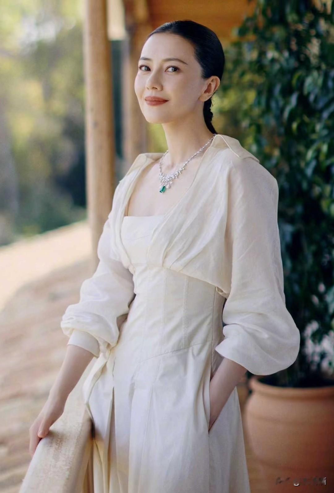 慢阻肺患者跳广场舞到底好不好？肯定好啊，毋庸置疑广场舞也是一种运动方式。不用选舞