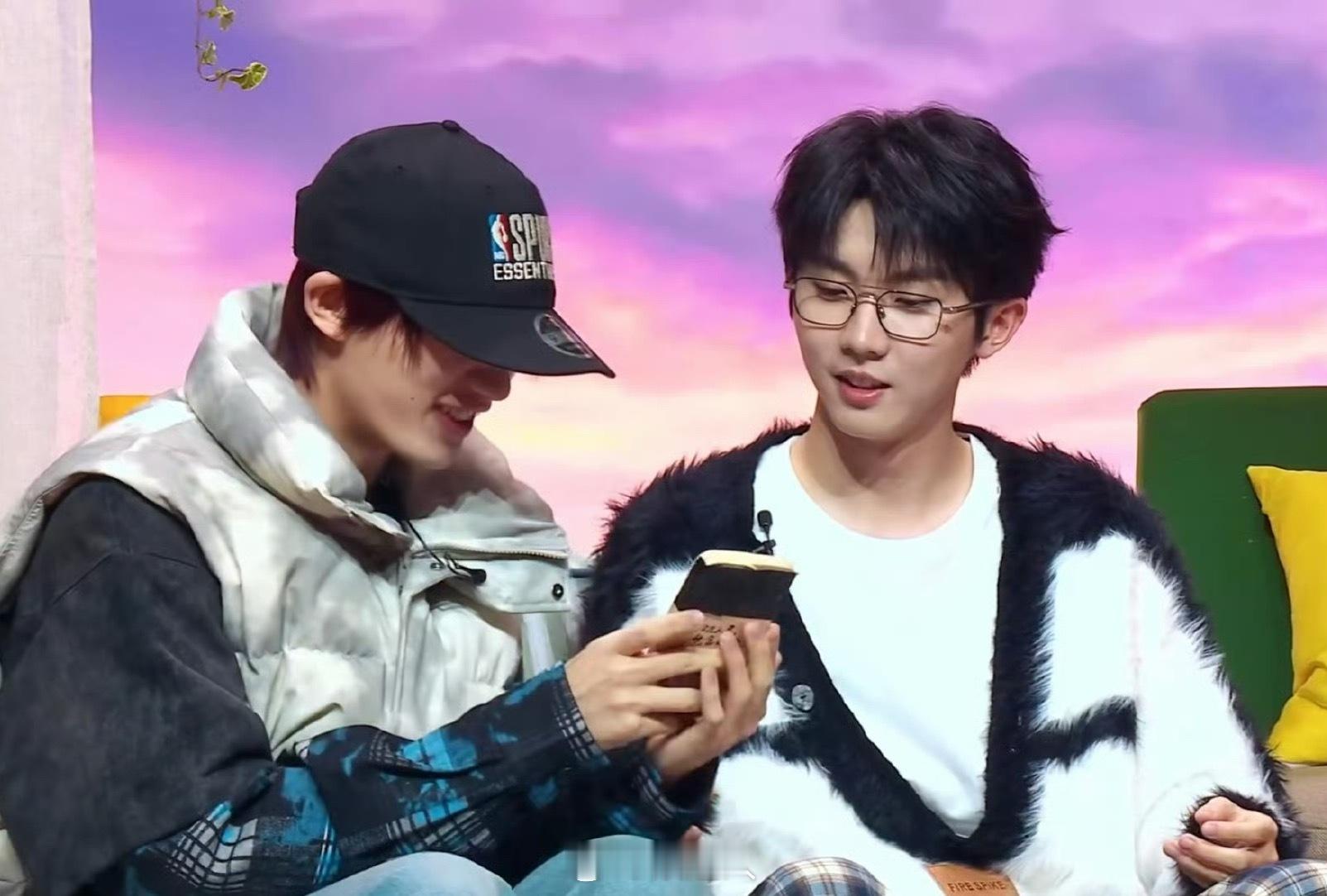 丁程鑫去马嘉祺生日直播丁程鑫去了马嘉祺生日直播 丁程鑫去了马嘉祺生日直播，感情就