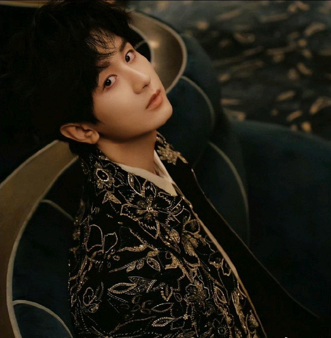 成毅超话成毅待播作品强势霸榜cy成毅莲花楼爱奇艺超208万人打分

《两京十五日