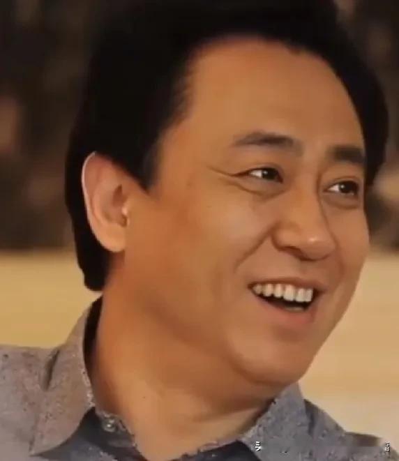 最爱国的群体和个人都处在社会的最底层，富裕人群反而更爱自己的钱包，对国家没有什么