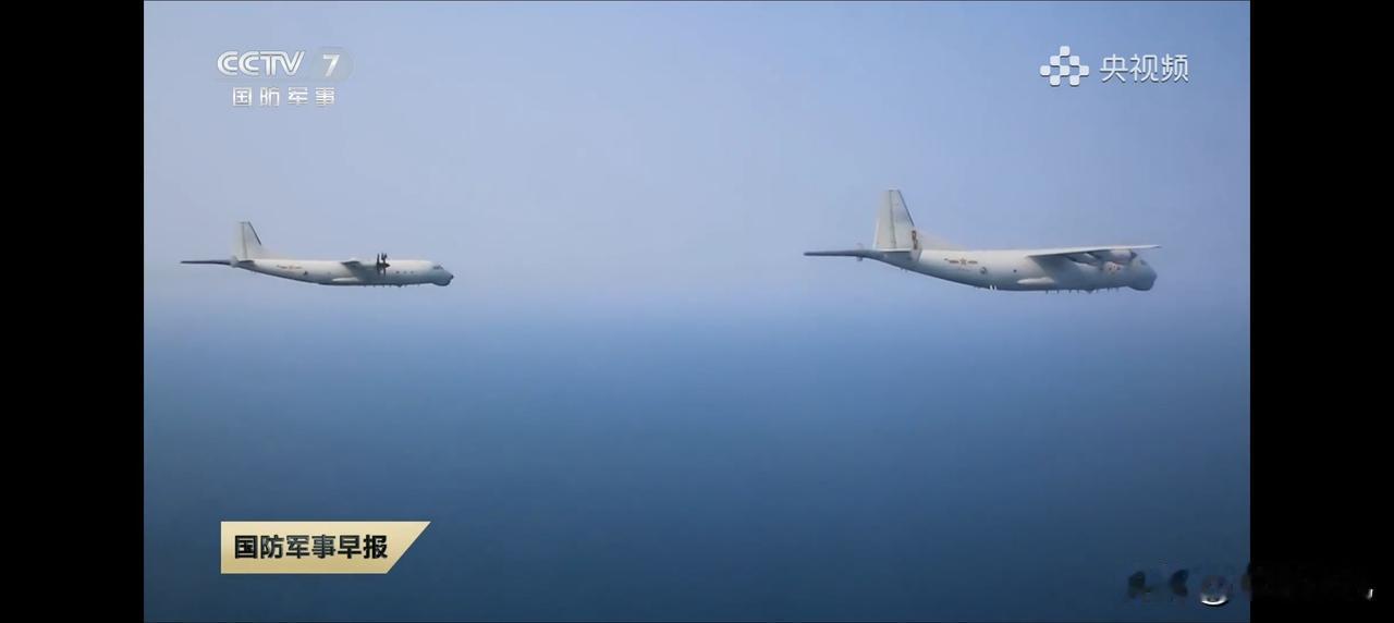 这的确不常见啊，运8反潜机多机组团出击？

这样的画面，确实第一次见，运8反潜巡