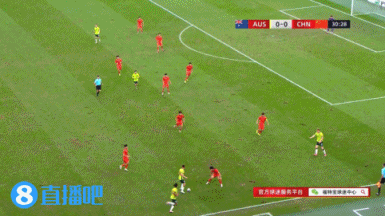 亚预赛中国队0:0澳大利亚队，我发现了这三个问题：
1. 澳大利亚似乎已经沉浸在