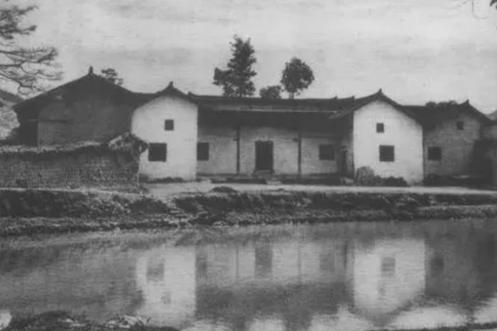1954年4月29日，毛主席给湖南石城乡党支部、乡政府写信，指出，毛泽东的外婆唐