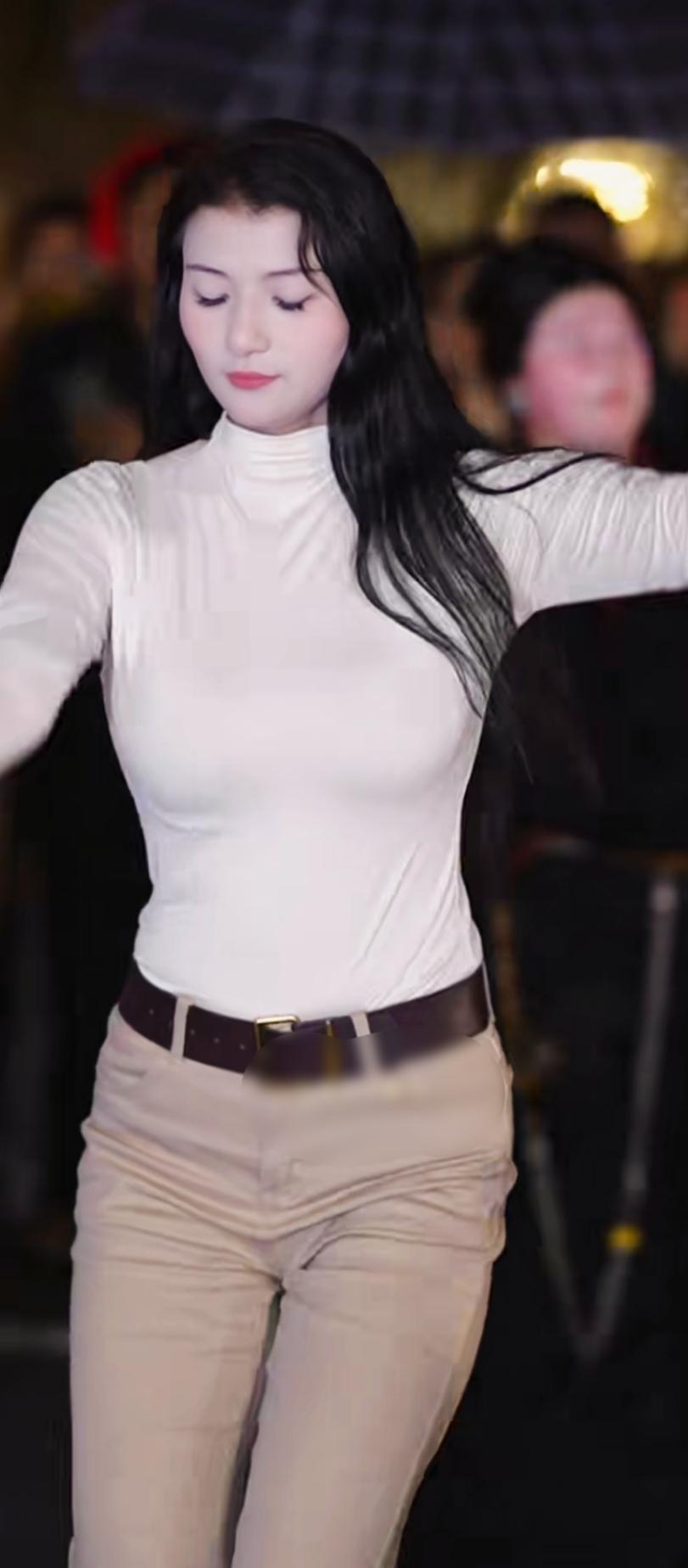 优雅少女，自信时尚！