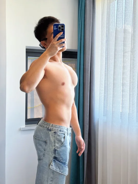 男人也可以前凸后翘