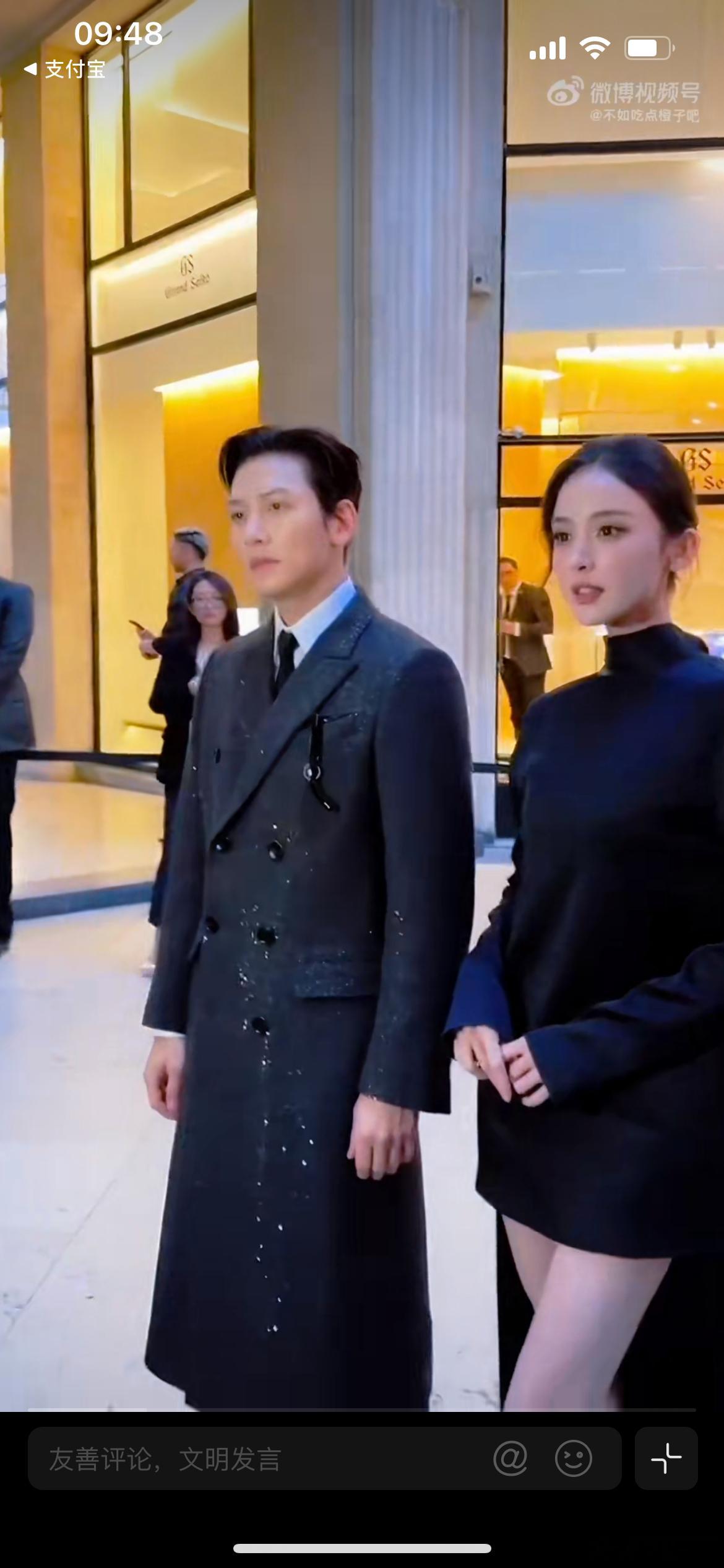 娜扎池昌旭又同框了，时隔许久再次碰面，两人状态都保持得十分出众，同框画面瞬间，勾