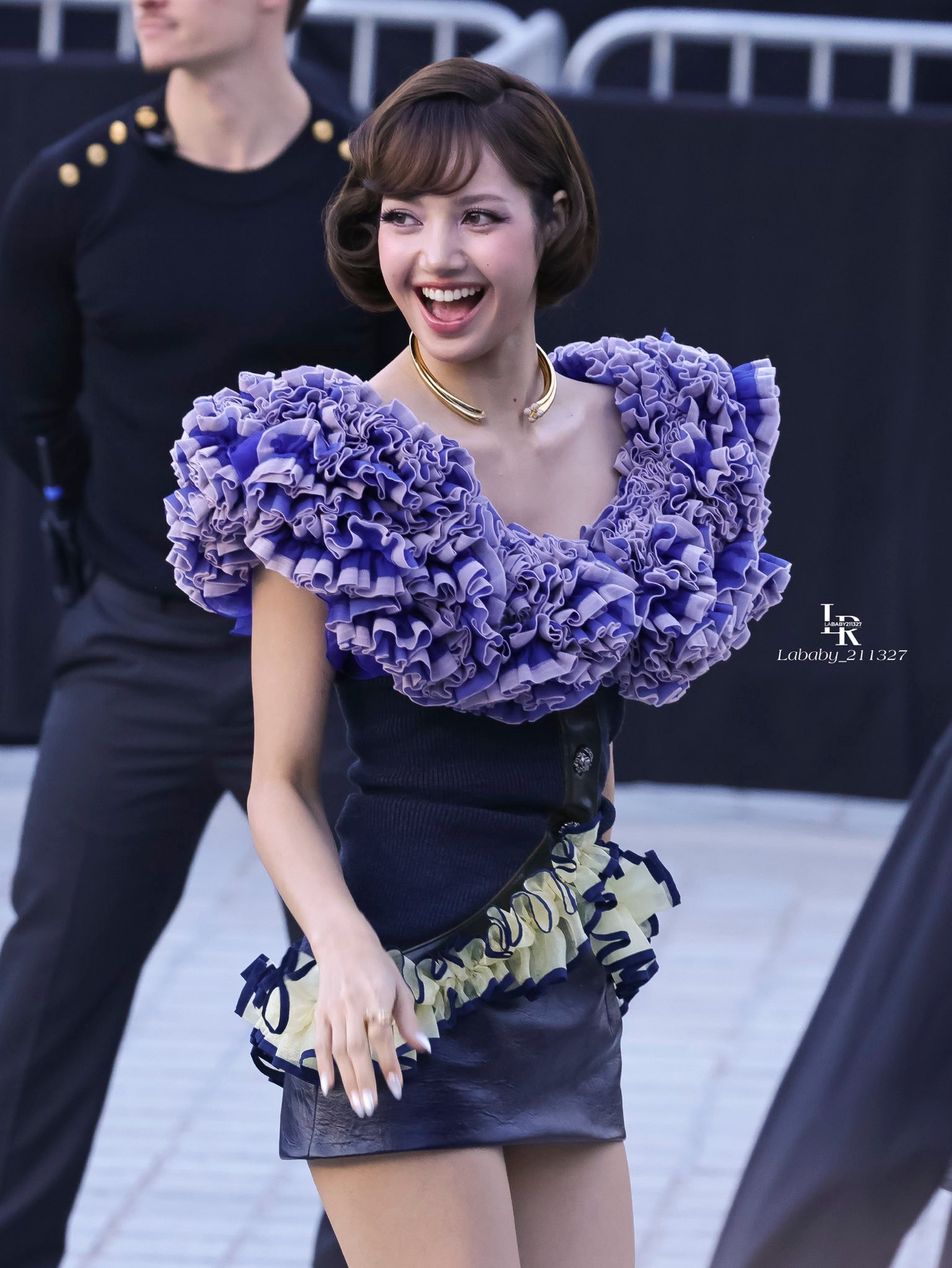 LISA[超话]  💜 LISA 路易威登全球品牌代言人 261007 LV 
