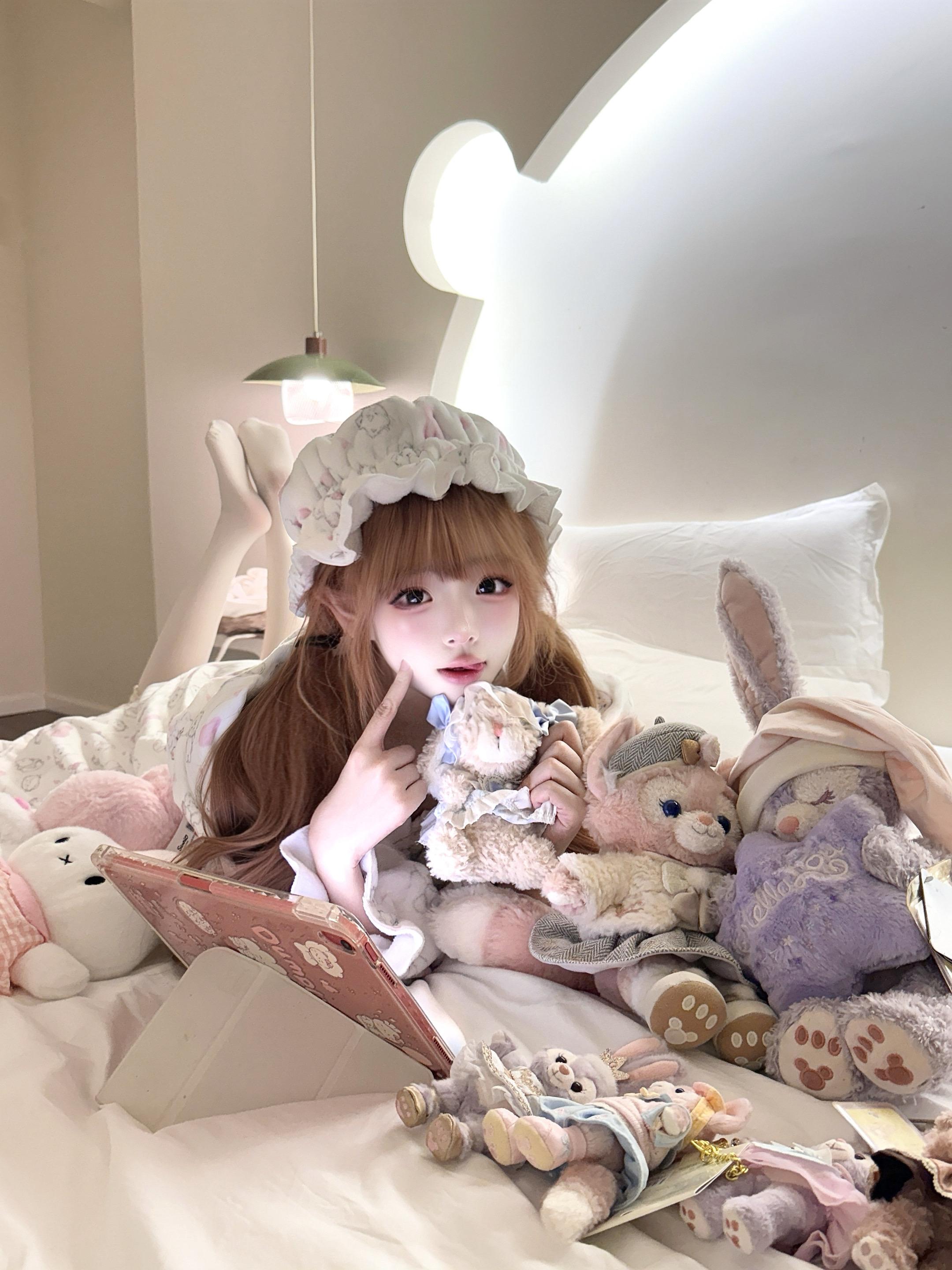 到底什么时候可以跟你约会牵牵手.