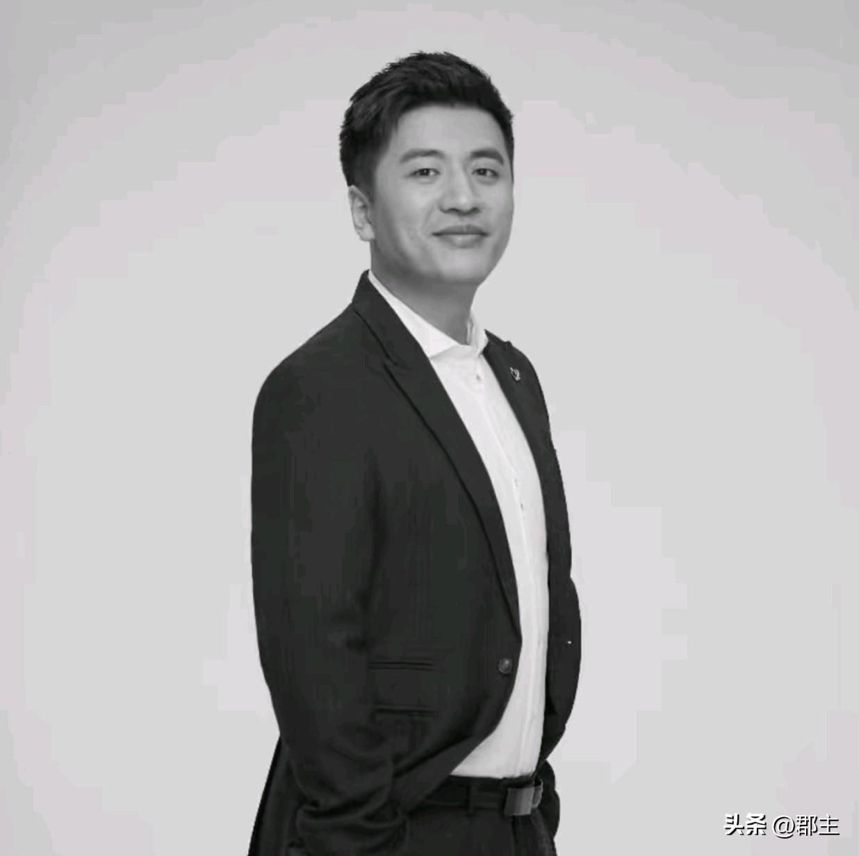 看到才41岁的张雪峰因为心源性猝死，我决定以后尽量不要熬夜，不要过度劳累，不要酗