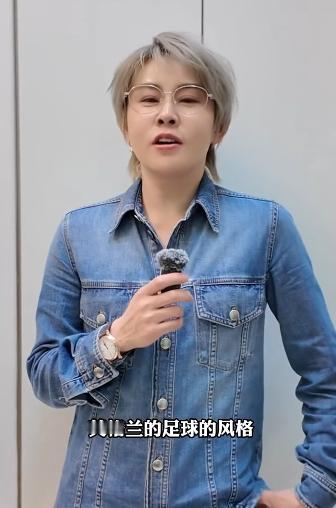 王濛给英格兰表现打不及格英格兰：我有铁粉解说！王濛：进球后状态，直接不及格！ 