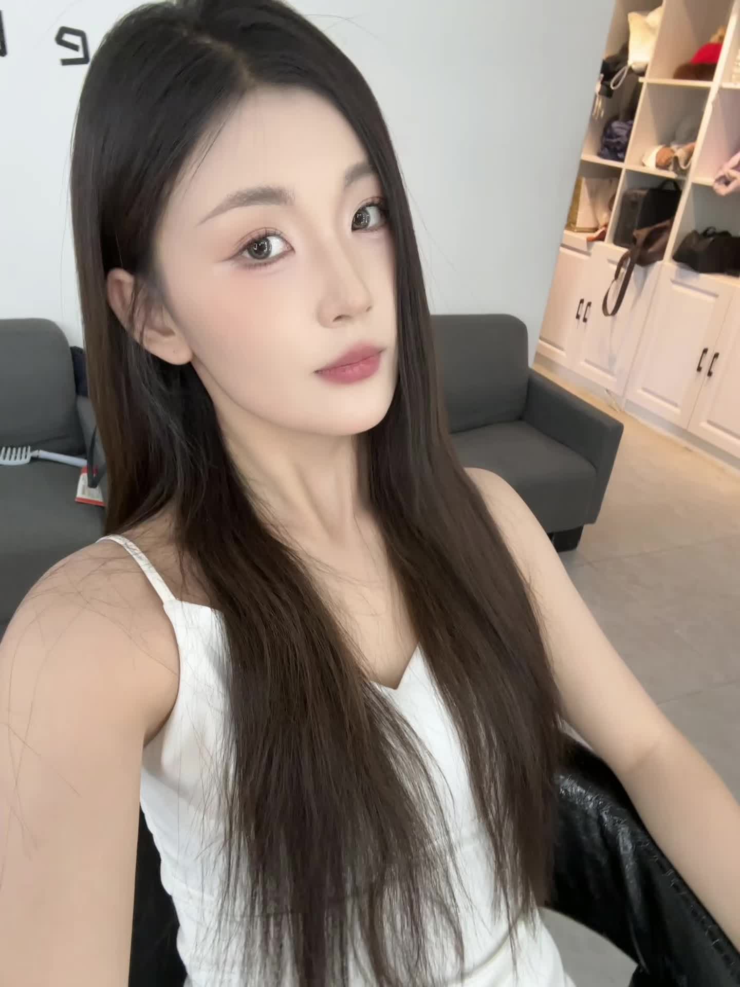 只是怕爱你的心 被你看透