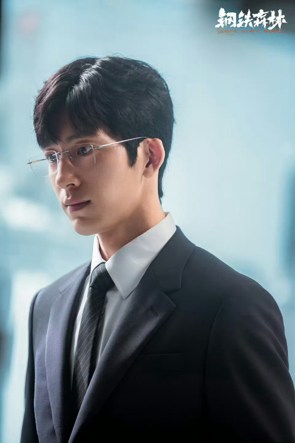 井柏然 最佳赏味期根本没有过期这一说，一直都在最佳赏味期出道19年，不管是演技状