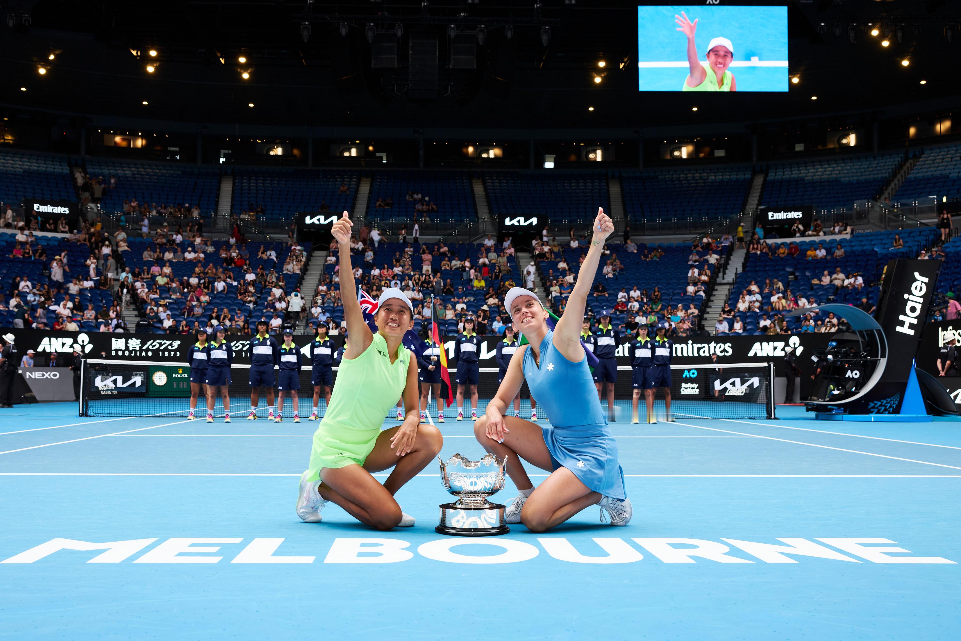 我的第21次大满贯第9次澳网之旅完美落幕，再度惊喜见证张帅捧杯！披着五星红旗庆祝