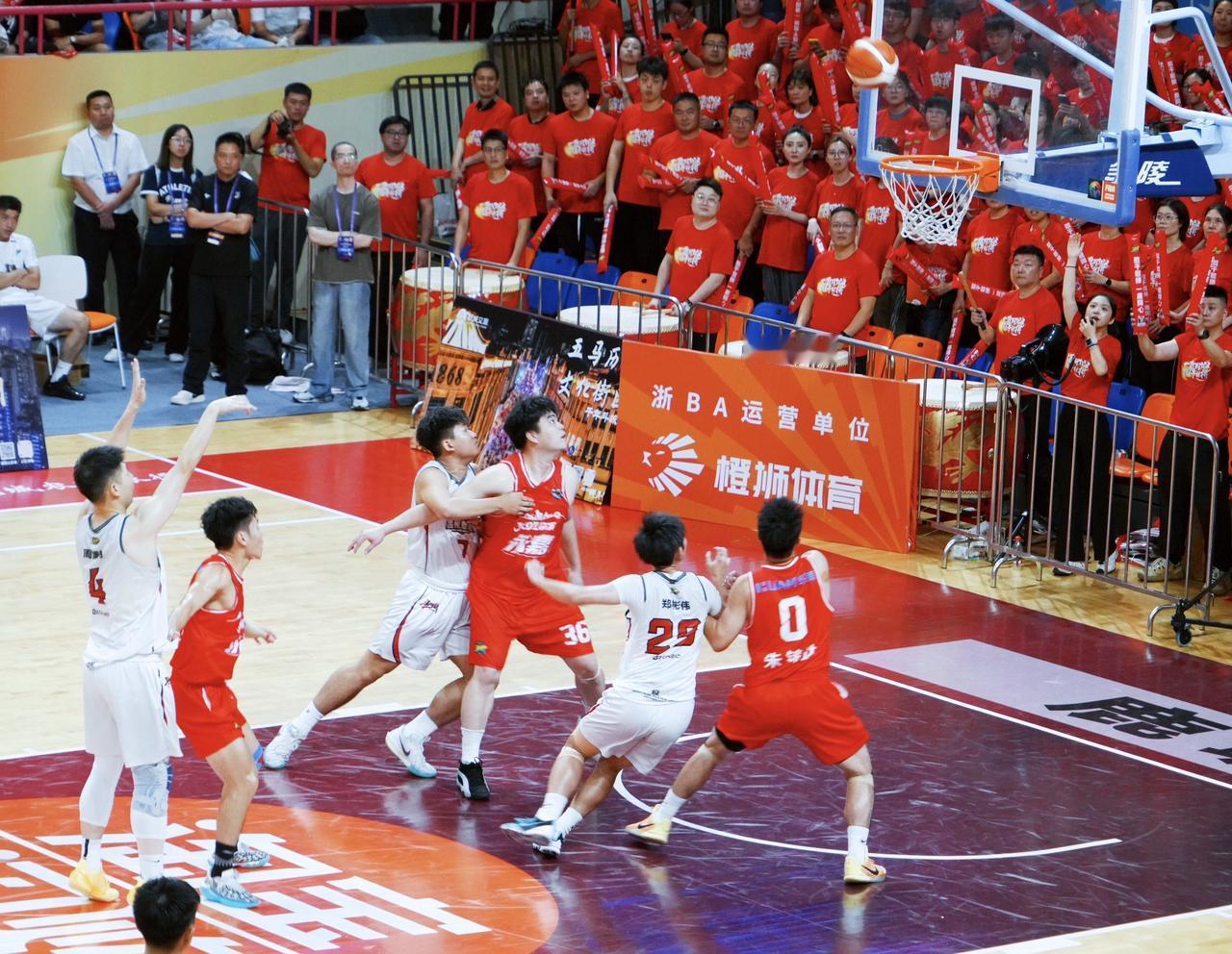 2026浙BA温州预选赛｜鹿城主场🏀
7.1瓯江德比鹿城VS永嘉，热血开战！