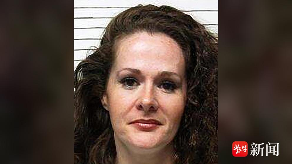 杀不死的美国田纳西州女死刑犯，把所有人都看愣了。50 岁的女囚克丽丝塔・派克，三