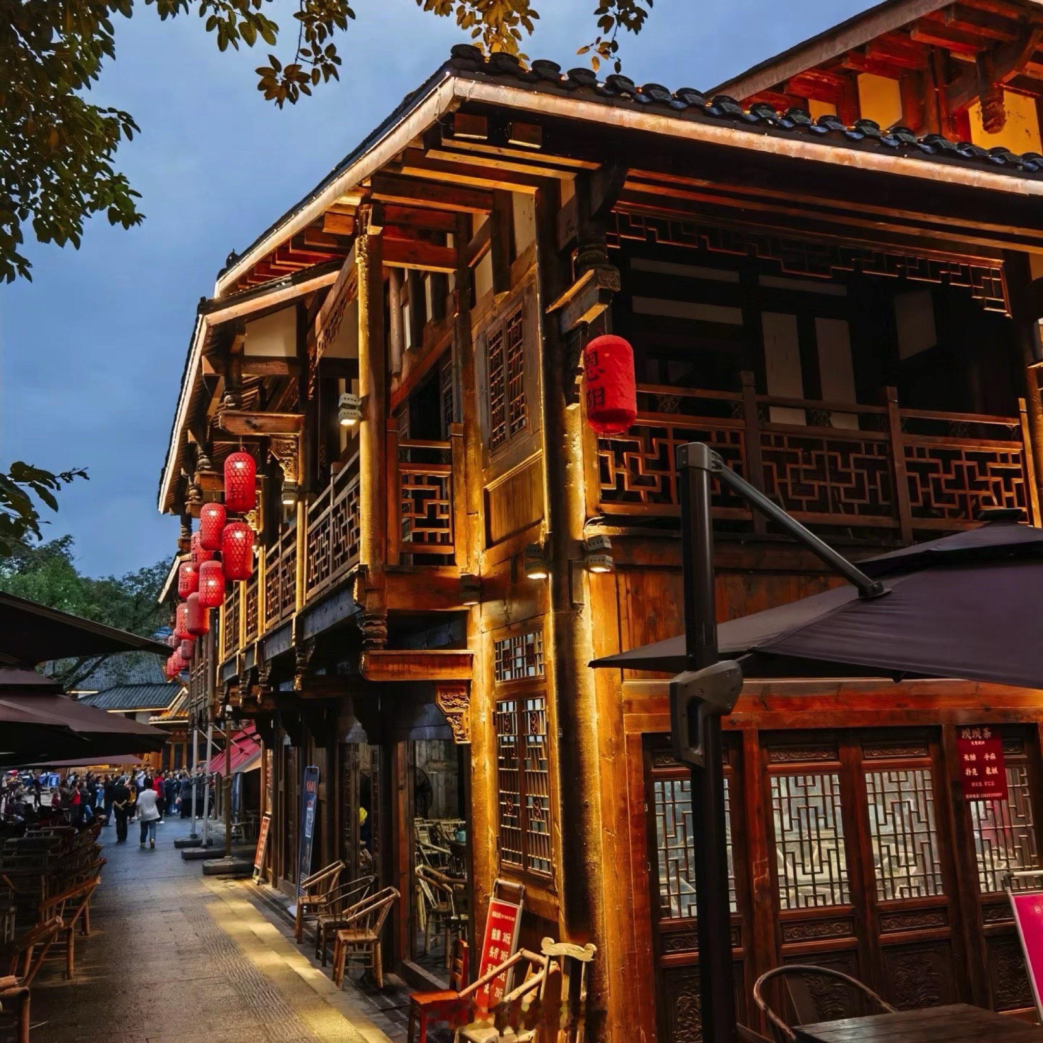 中方要求彻查中巴公园拆除事件当时我就震惊了！夜半强拆，是对历史的野蛮抹杀，更是对