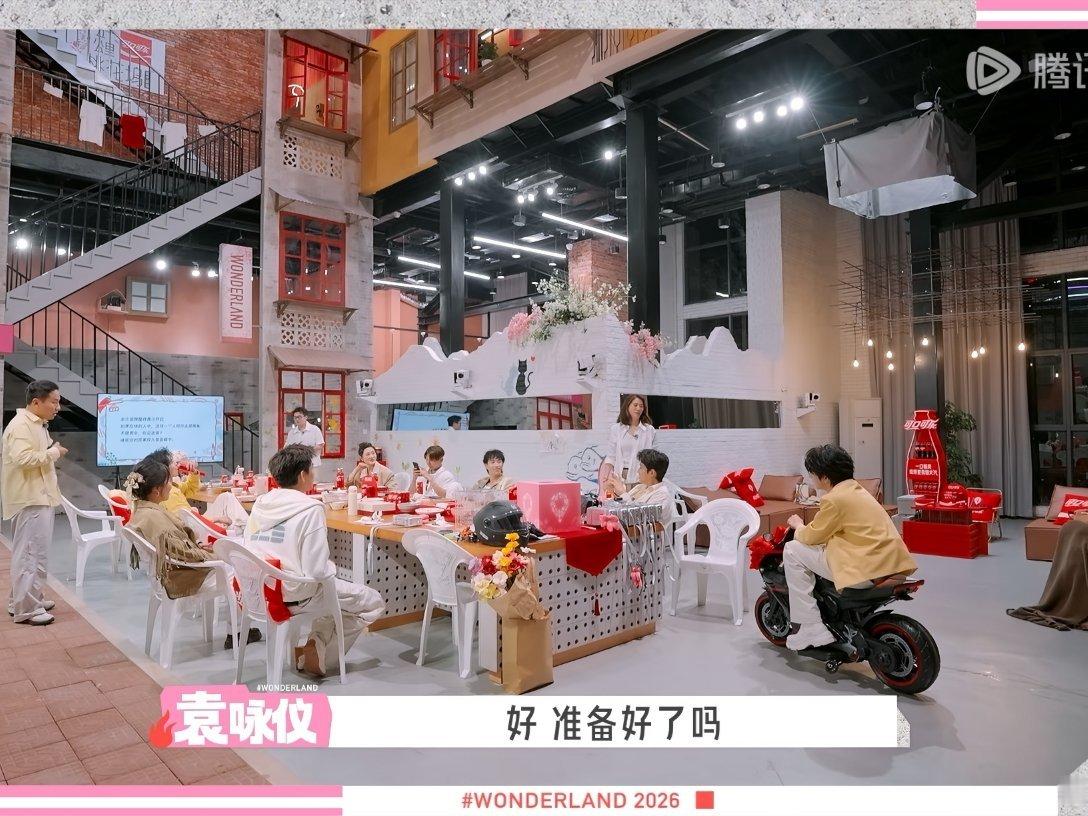 樱子有多喜欢小摩托，人家坐凳子他坐摩托