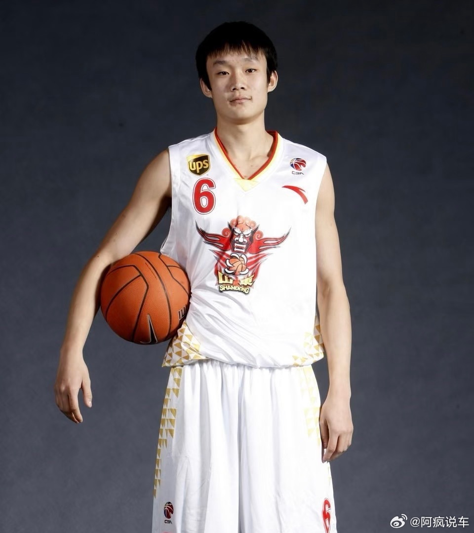 再见容易再见难，经十路永远的神：丁彦雨航，正式退役。故事结束了，不过另一段故事也