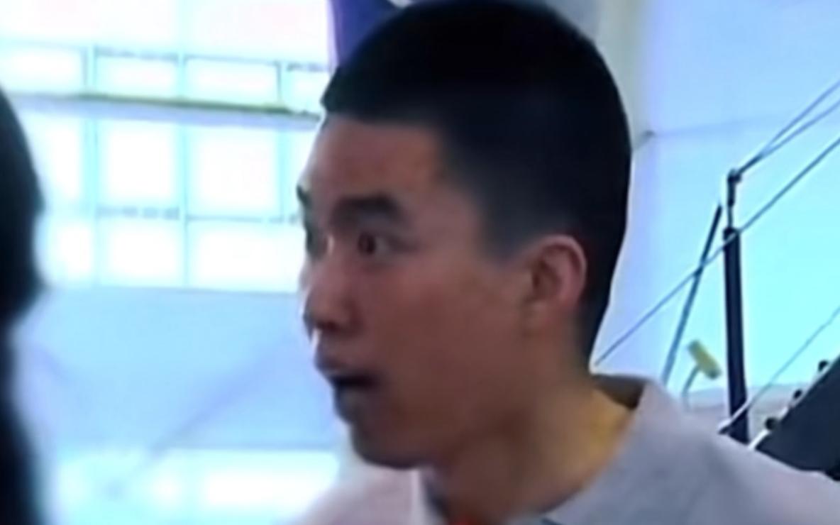 我天！疑理想汽车无人驾驶副驾坐着孩子？理想汽车估计都懵了！相关部门应该要出台一些