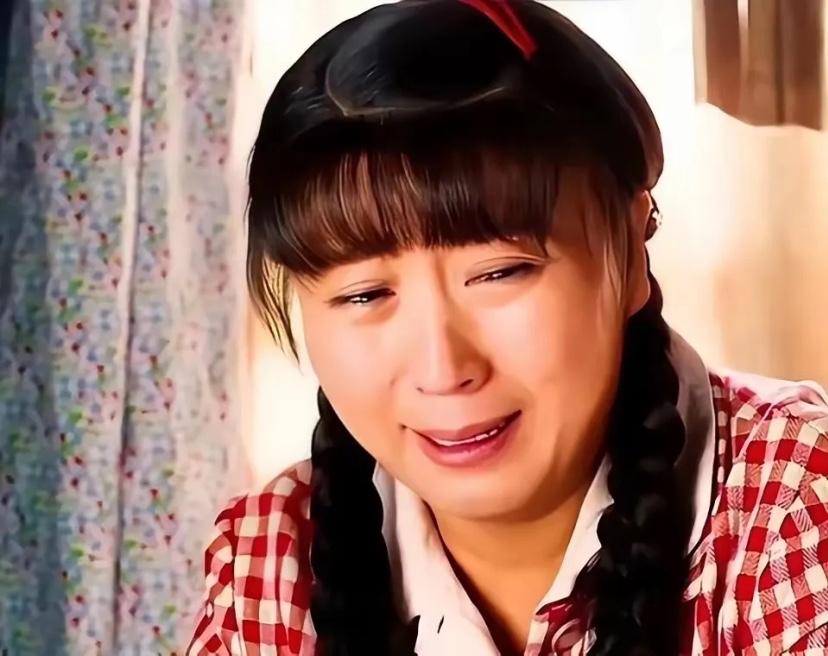 闫学晶如果道歉，这事可能就不了了之了。
没想到她这么“刚”，直接“说教”起了网友