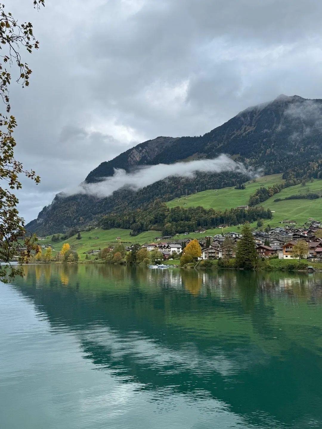 抛弃任何的幻想，准备战斗，只有你有绝对的实力，别人才不敢对你动手，否则的话，你看