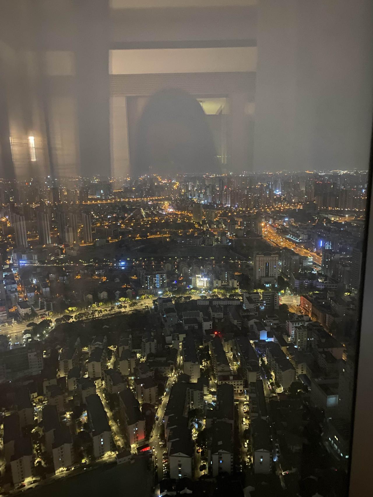 自从去年12月份重返职场以来，我发现规律且有支点的生活如此重要。

支点就像是生