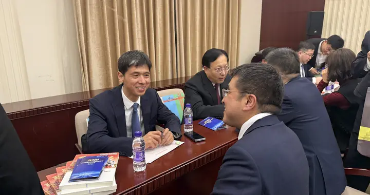 北京市發(fā)改委副主任林劍華：發(fā)展AI要以應(yīng)用為牽引實現(xiàn)雙向閉環(huán)