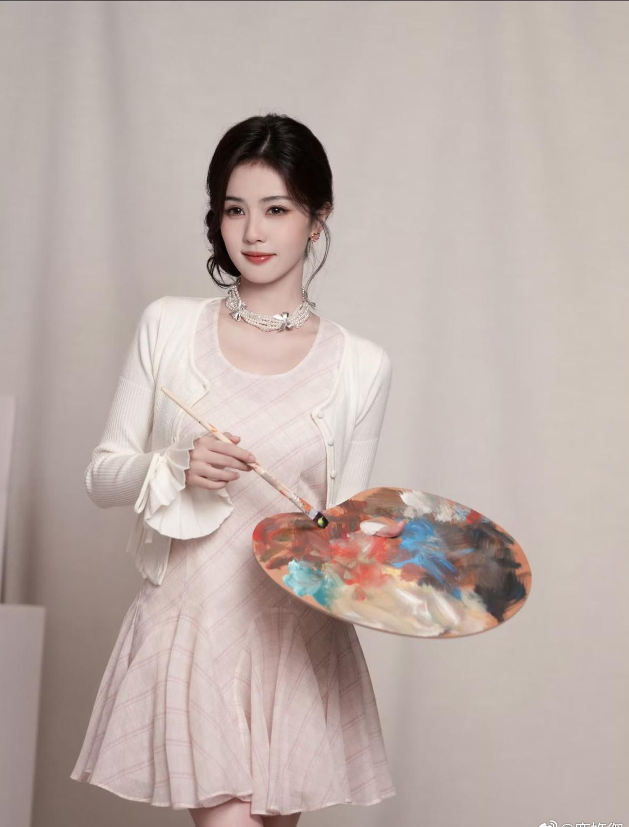 [心]白鹿相扑上衣 [心]白鹿开到荼蘼剧照 
漂亮的眼睛应该流幸福的眼泪𝑩𝒆
