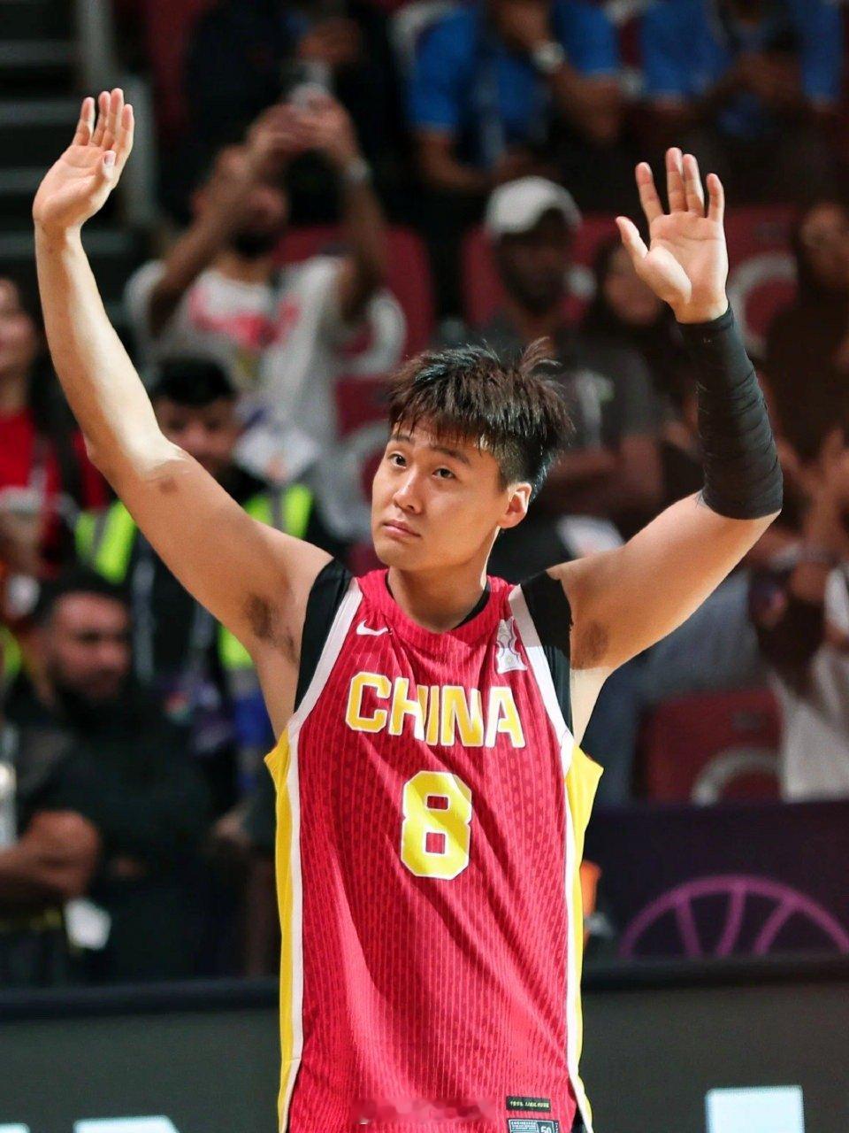 踩场训练许利民指导透露：赵睿、周琦今晚都会复出！看看这两位，这个赛季的出勤率！c