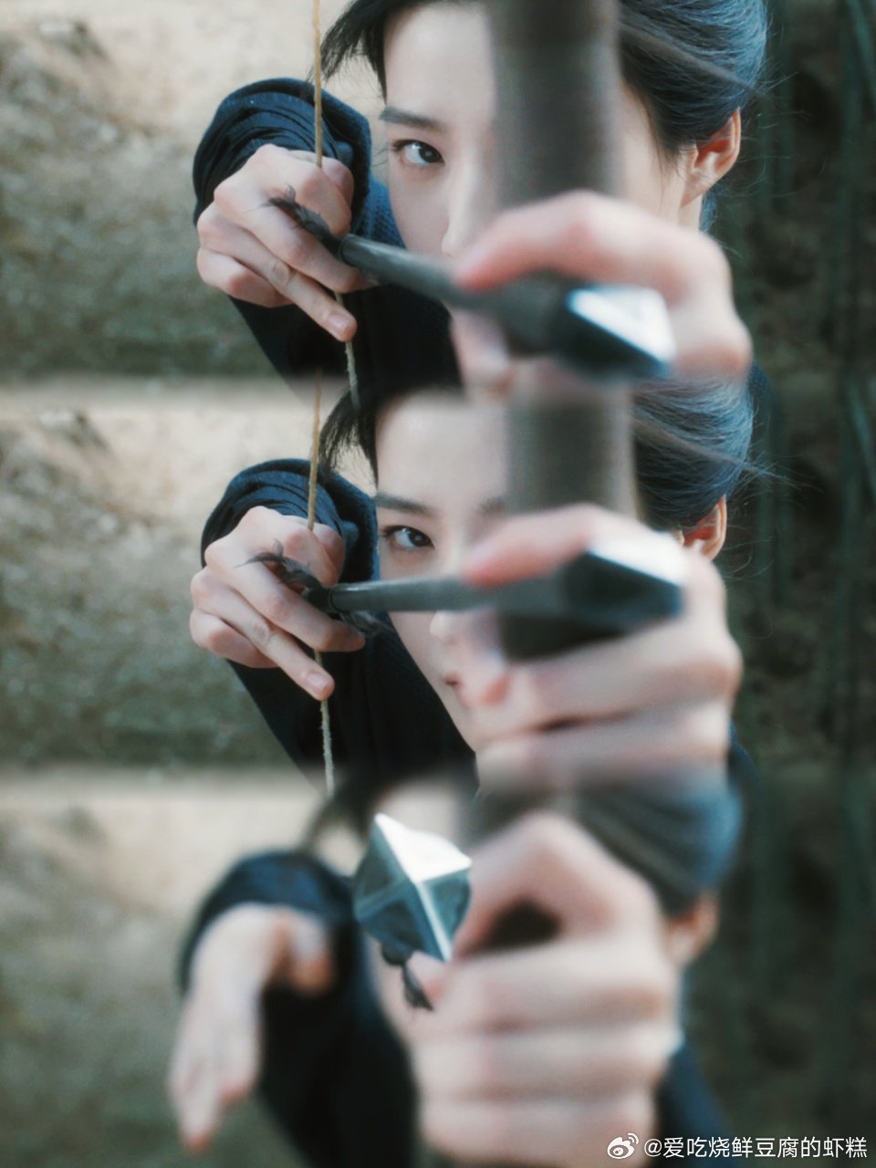 卢昱晓美人一大跳卢昱晓在《何不同舟渡》的造型美的我找不着北，太美了，单单是一个眼