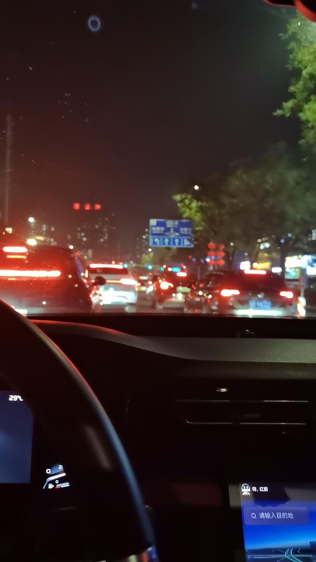 用你的笑容去改变这个世界，有时候需要的给出的，也许只是一点耐心，一抹微笑，一个拥