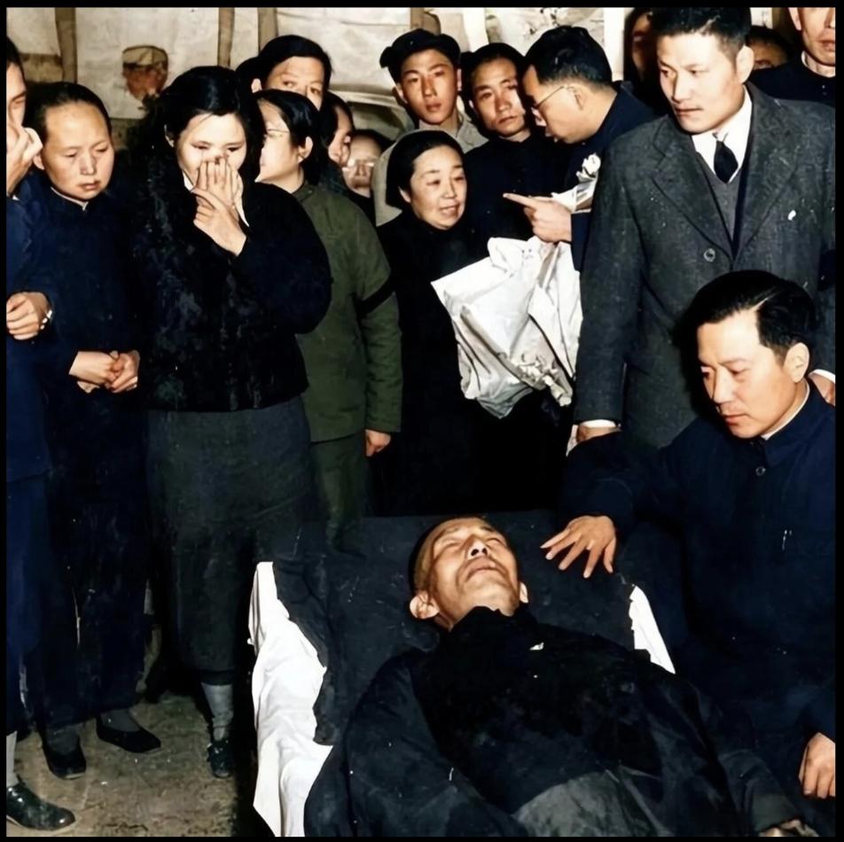 年的蒋介石彻底失望，遂喝下四瓶安眠药、留下八个字“秀才无用、负国负公”愤而辞世！