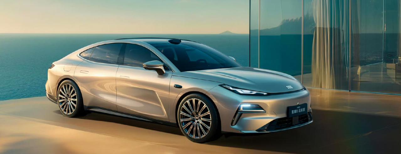 吉利银河星耀8远航家 官图亮相  溜背无框+专属颜色 纯电续航225公里
 
外