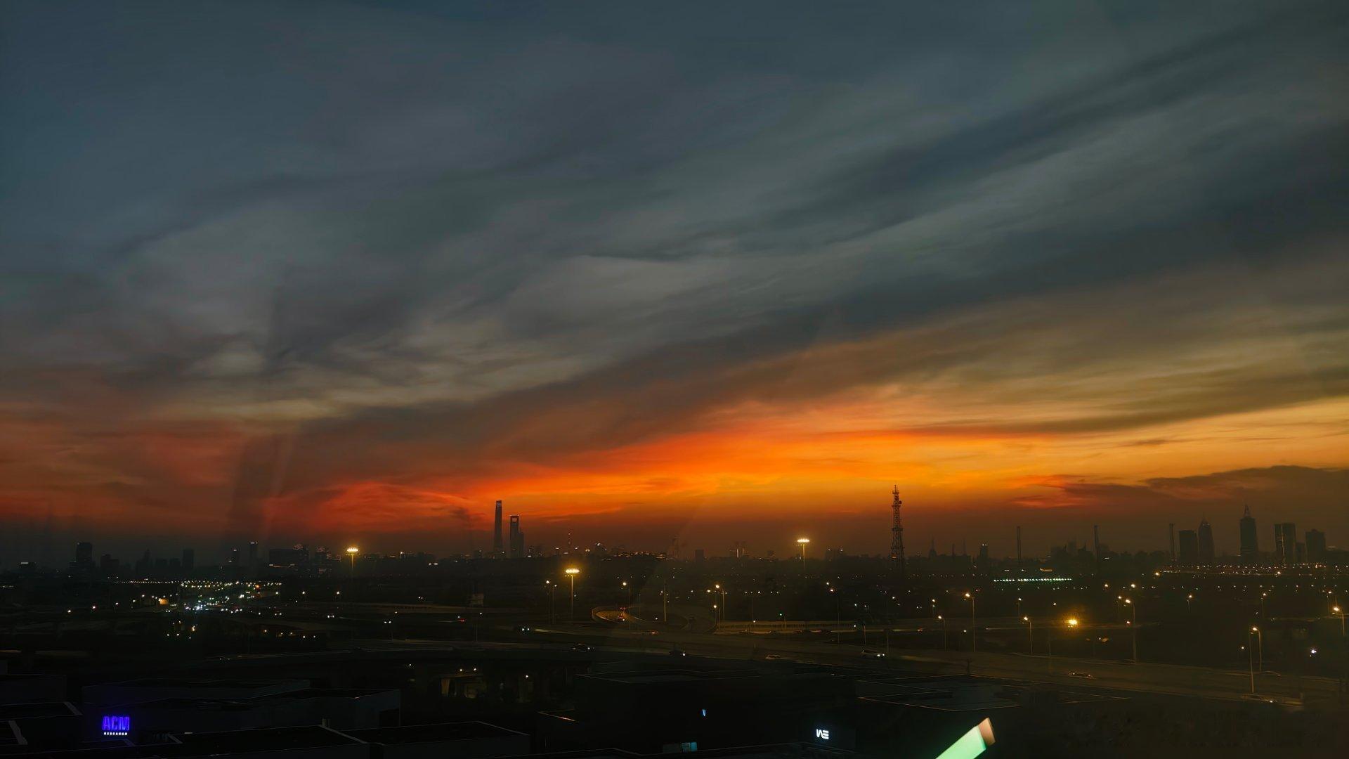今天的夕阳好美啊 