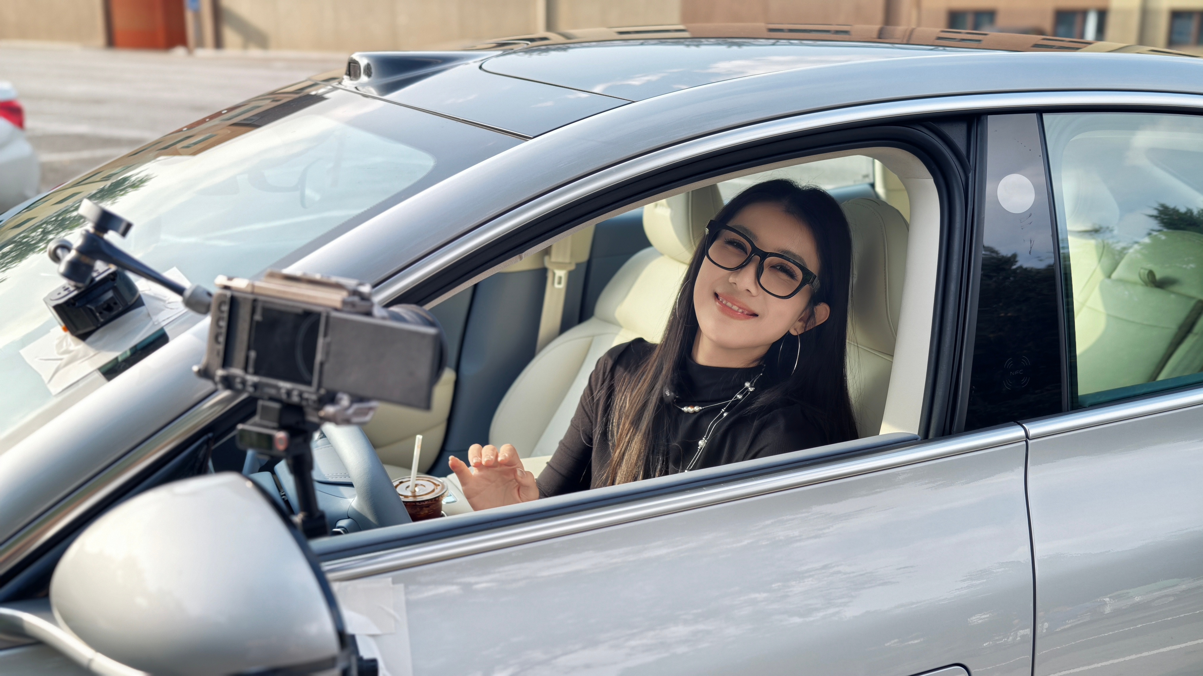 家人们，都在奔赴假期的路上了吗？[憧憬]卷妹的唠嗑我与汽车的日常 ​​​