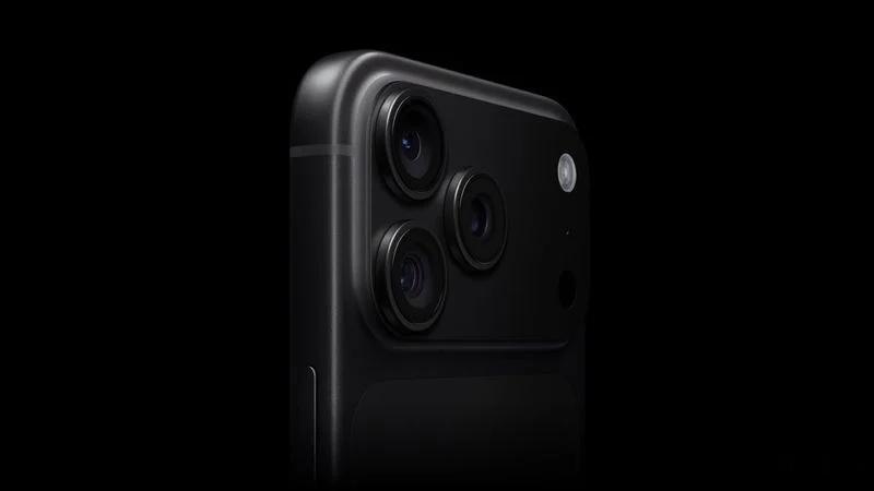 iPhone 18 Pro Max 充电55 分钟充满，比上代快了 26 分钟前