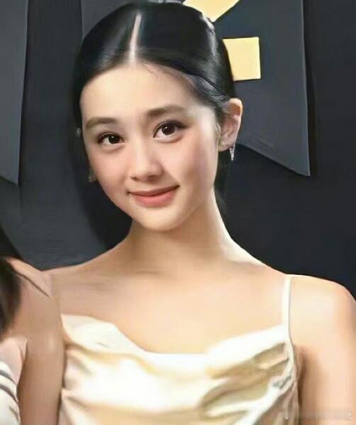 网友对黄多多的分析，感觉好像很中肯啊 ​​​