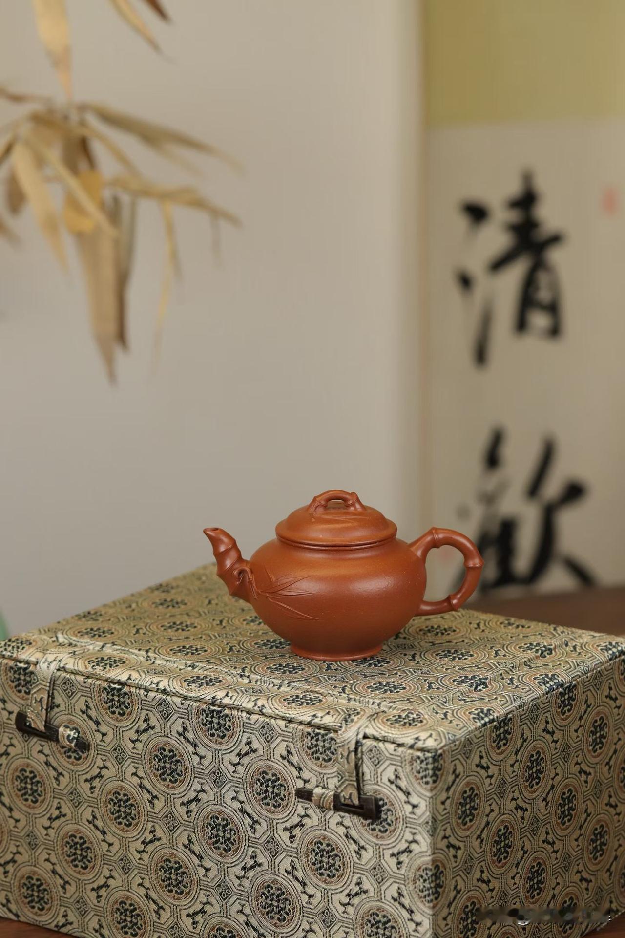 好壶是“用”出来的！老玩家总结：挑壶只需看准这“三把锁”
很多壶友买壶，张口就是