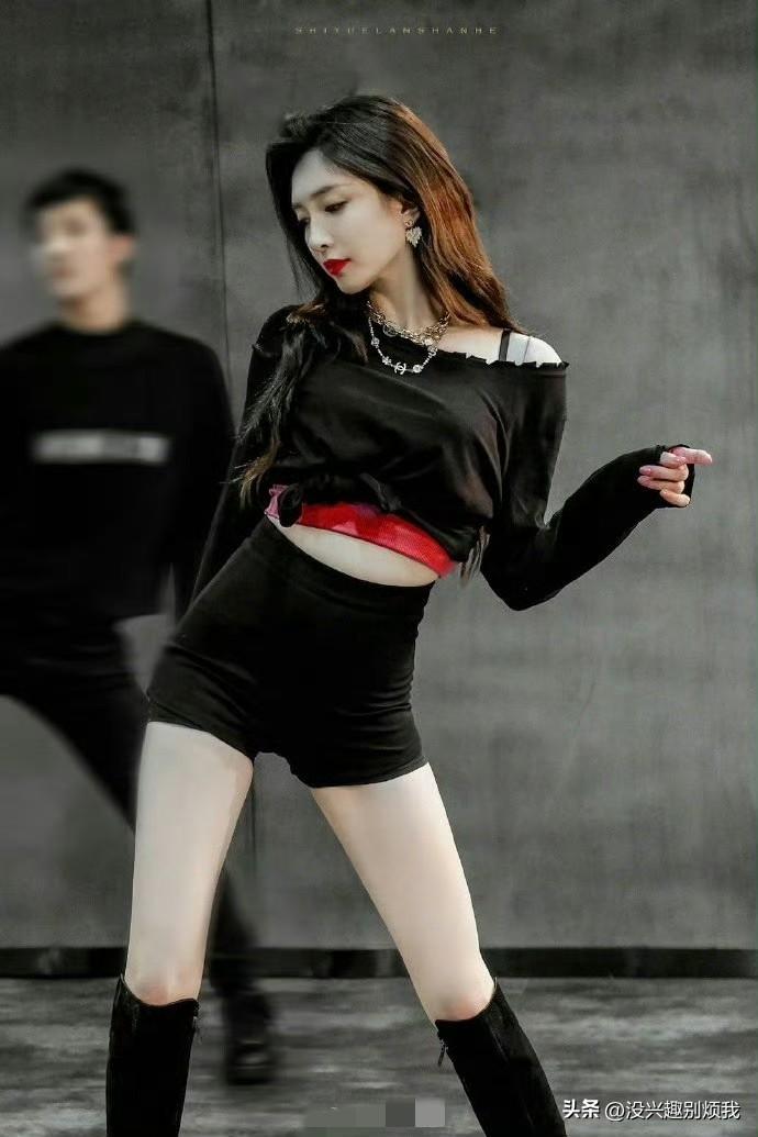 江疏影这么清纯的竟然也会跳辣舞