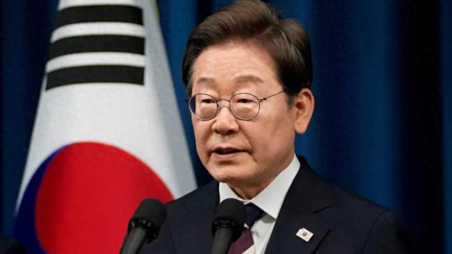 对中国降格了！近期九三大阅兵举行在即，而中国对周边国家都发出了邀请，其中就包括韩