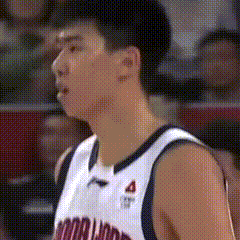 龙狮1比0领先广东舒服了 